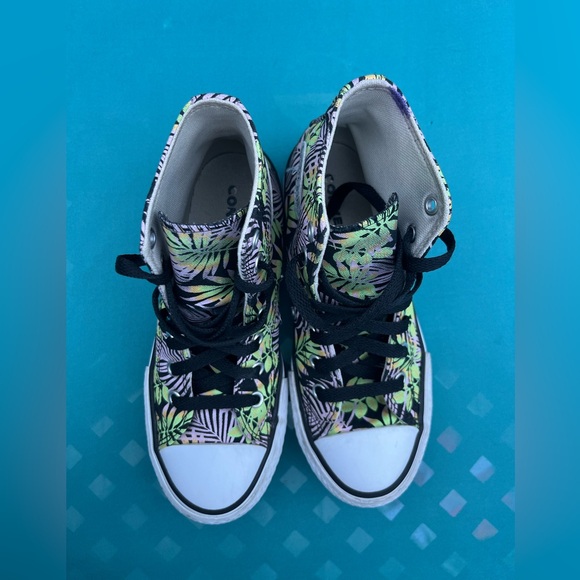 Converse Chuck Taylor All Star Jungle Platform Sneakers Youth size 2. - Picture 8 of 13